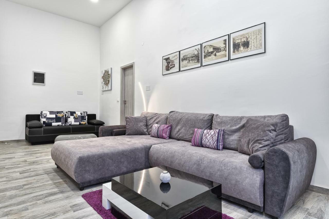 Apartment 20M From Arena PUY Eksteriør bilde