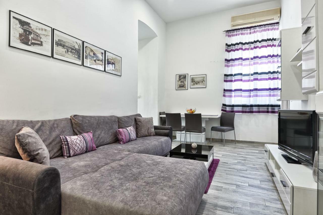 Apartment 20M From Arena PUY Eksteriør bilde
